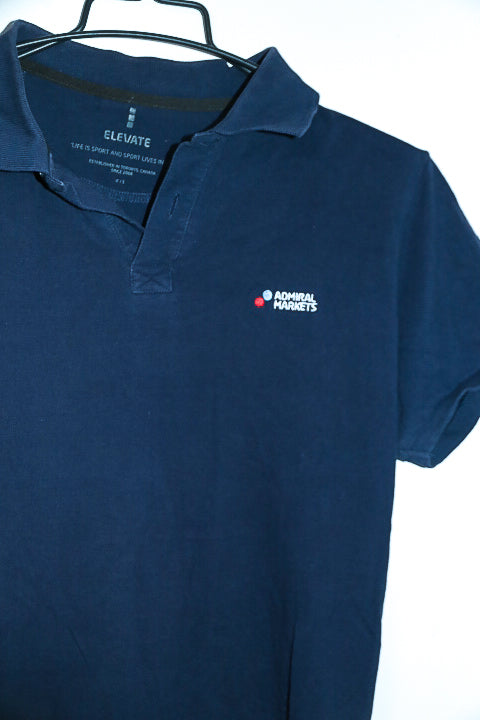 Vintage men's Elevate Admiral Market navy short sleeve polo shirt in M|L27 W19|SKU 6607