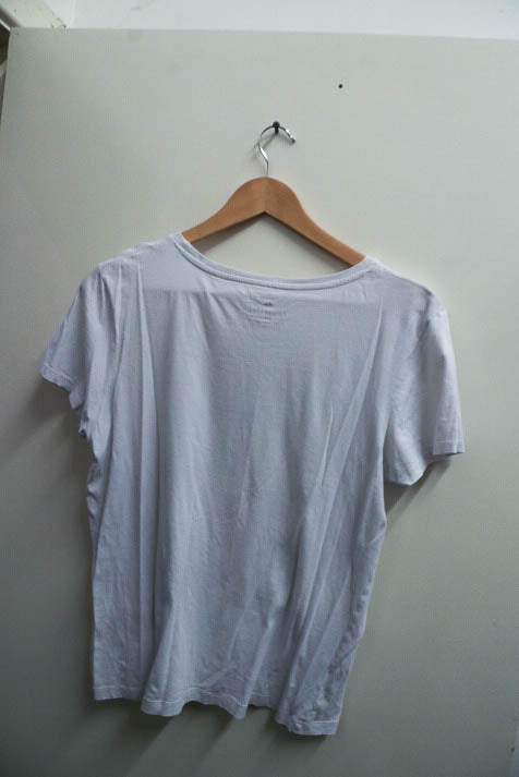 Vintage white graphics mens medium tees