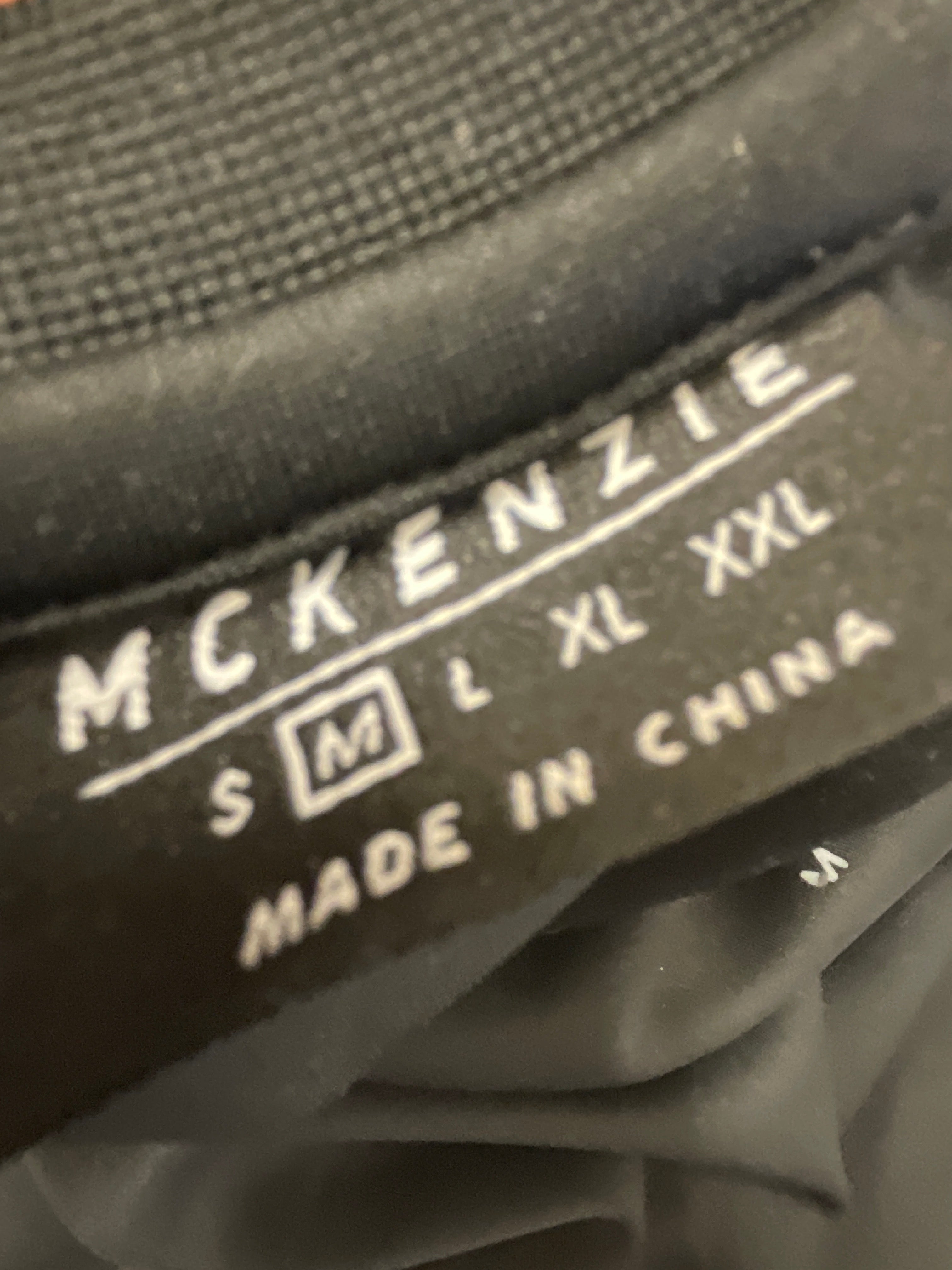 Rubynee  Vintage y2k heavy cotton black Mckenzie Tshirt size M