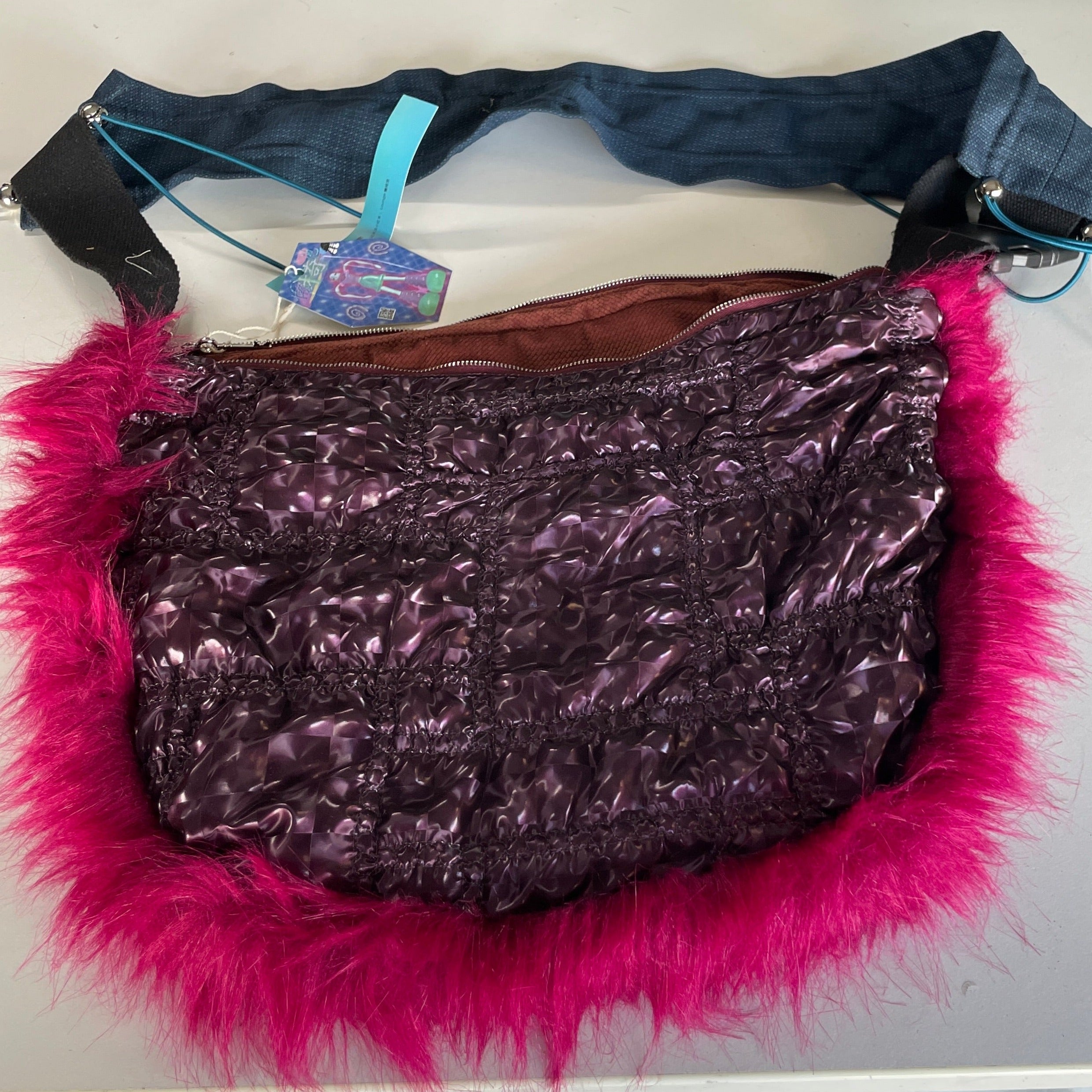 Faux Fur Feather Boa Handbag in Burgundy &amp; Pink | One Size L13 W13 SKU 5278