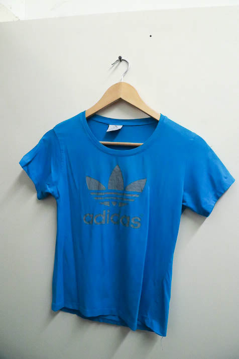 Vintage blue small Adidas mens logo print tee