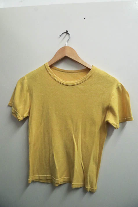 Vintage plain yellow round neck tee size S