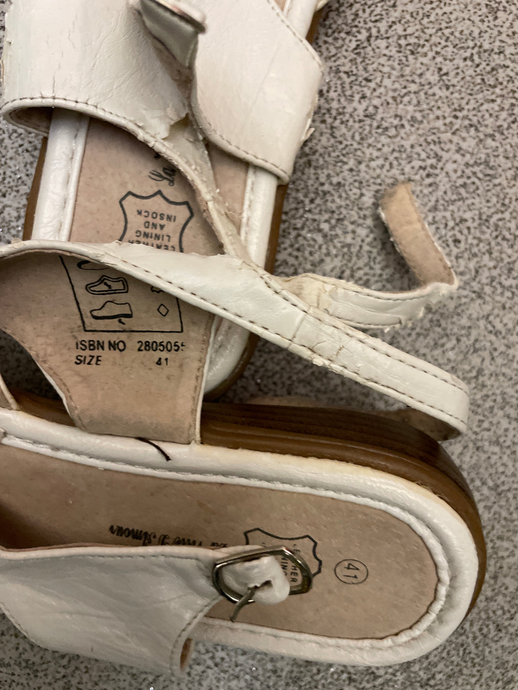 Rubynee  Vintage y2k cream strappy flat women sandals size 41