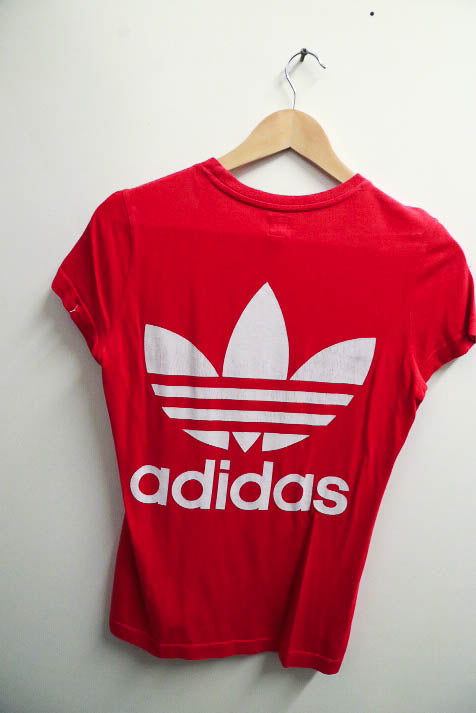 Vintage red adidas original logo print medium tee