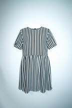 Vintage women black & white stripe babydoll round neck midi dress UK 10|L34 W15|SKU 6621