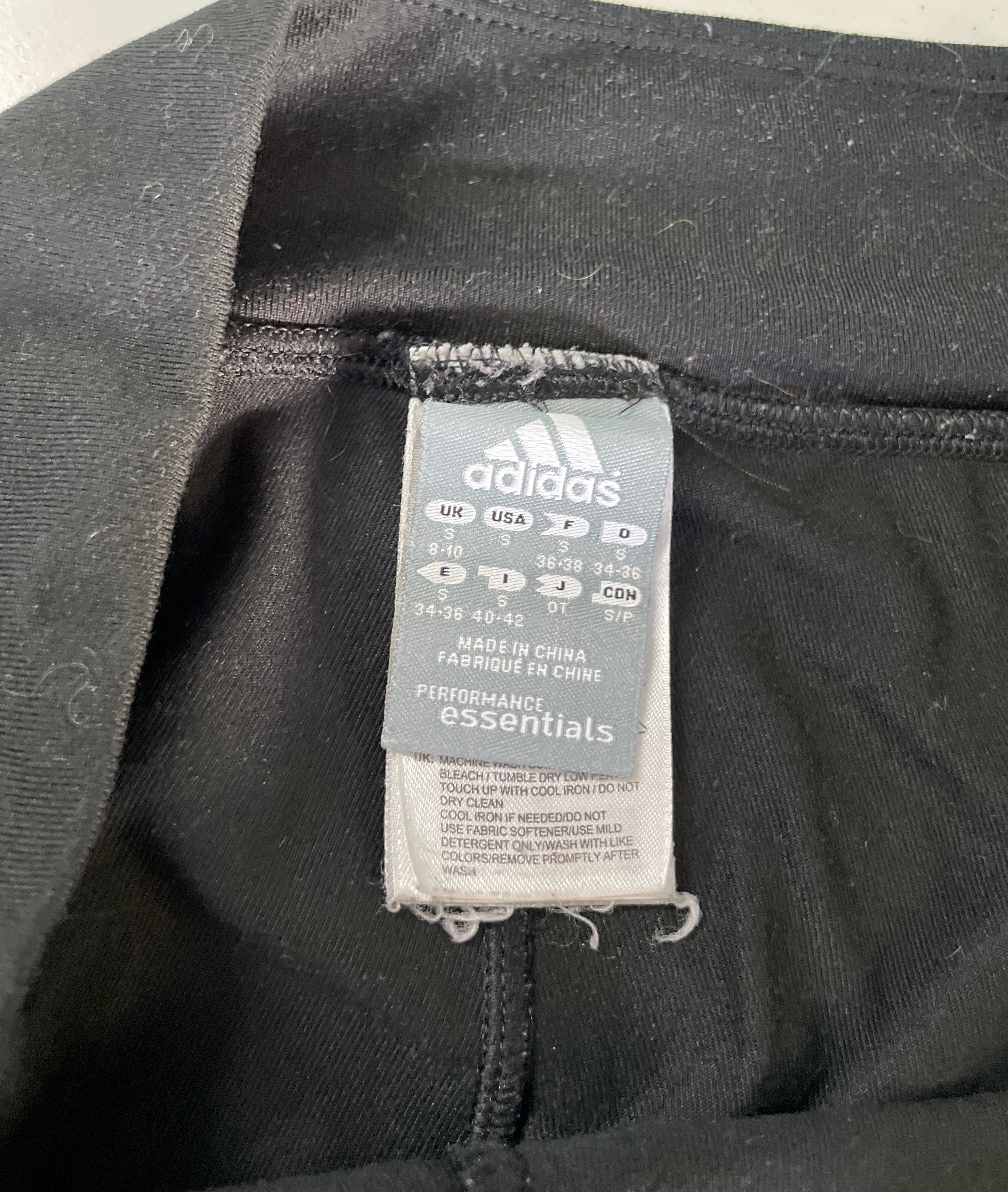 Vintage Women's Leggings adidas Cotton Regular Activewear | High-Rise 3-Stripes 3/4 Tights Leggings W28 L20 SKU 5289