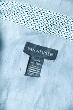 Vintage men grey Van Heusen short sleeve shirt in L|L30 W23|SKU 6634