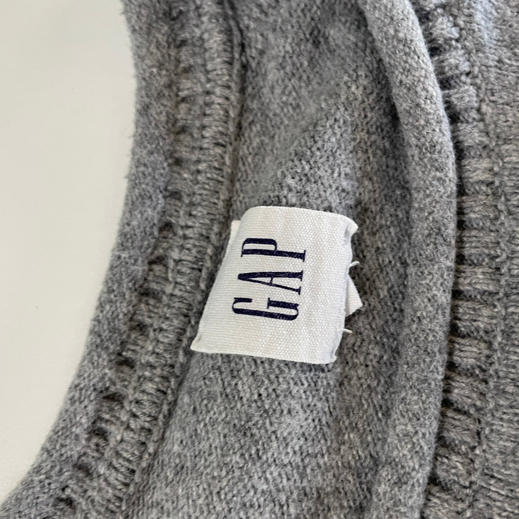 Vintage y2k Gap women's Grey Cardigan &nbsp;in XS L 27 W 17 SKU 5300
