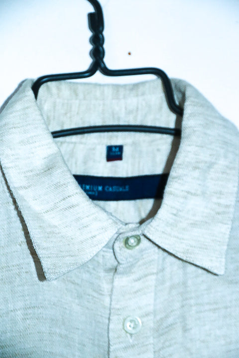 Vintage men cream premium casual slim fit short sleeve shirt in M|L31 W21|SKU 6647