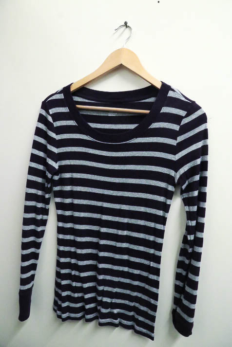 Vintage womens multi stripe long sleeve tees