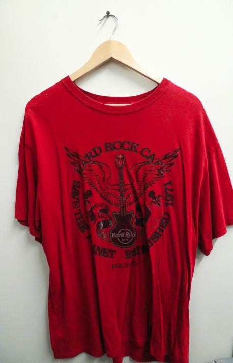 Vintage red hard rock cafe graphics mens XL tshirt
