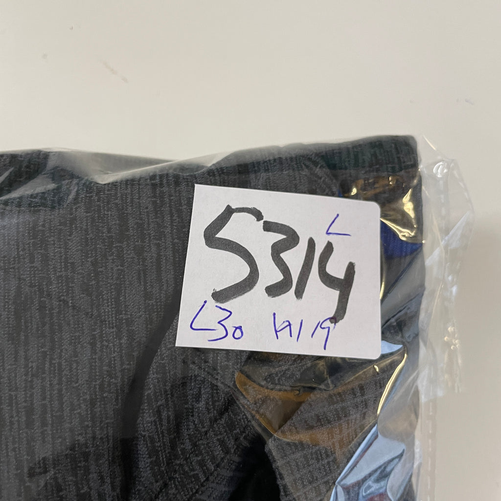 Men's  grey Half Zip Running Pullover Soft Black Stripe L 30 W 19 in size L  SKU 5314