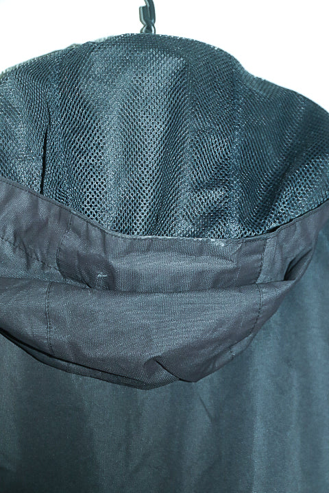 Vintage men Mckinley waterproof full zip black hooded retro jacket in S/M|L32W20|SKU 6663