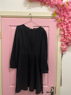 Rubynee Vintage y2k BLACK V NECK LONG SLEEVE SHIFT DRESS