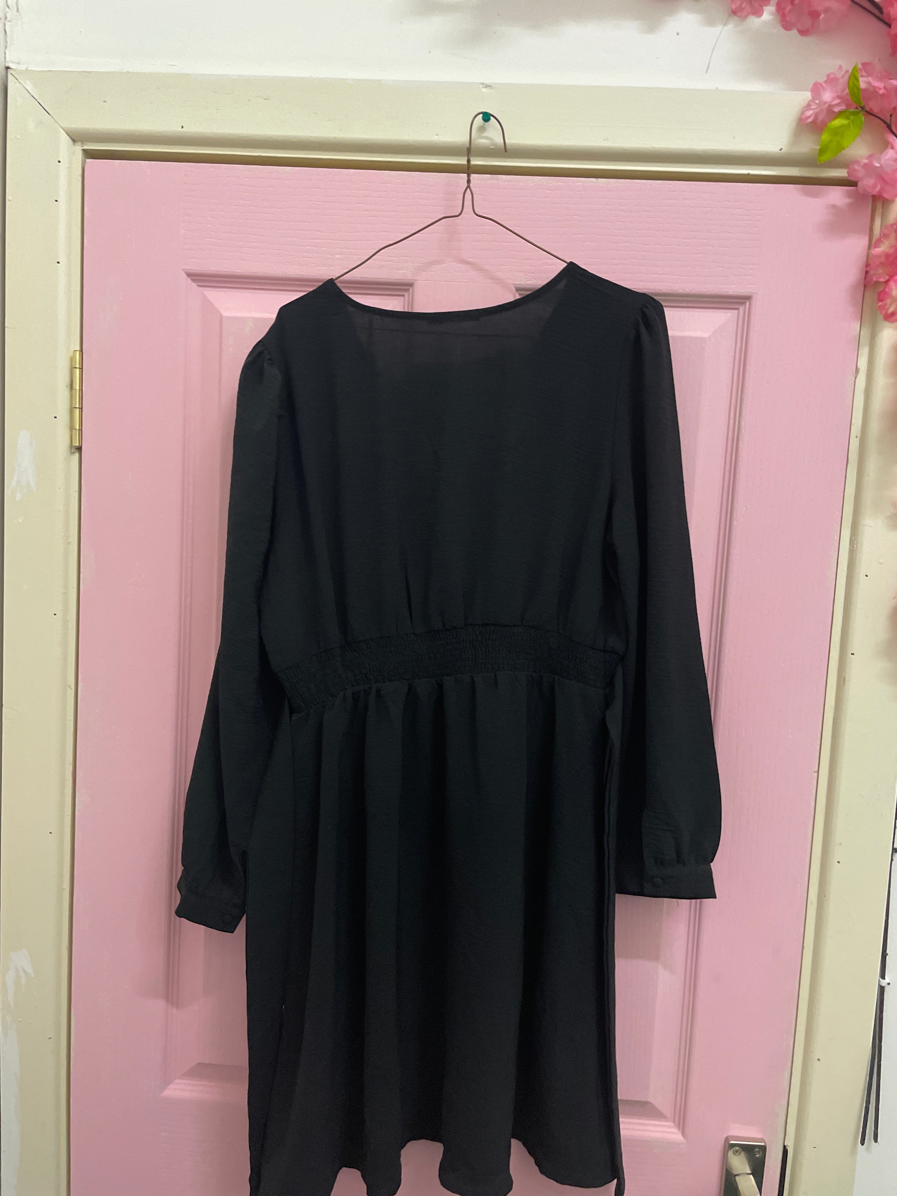 Rubynee Vintage y2k BLACK V NECK LONG SLEEVE SHIFT DRESS