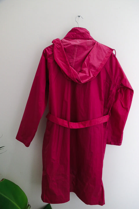 Vintage Reliable pink hooded rain coat size XL