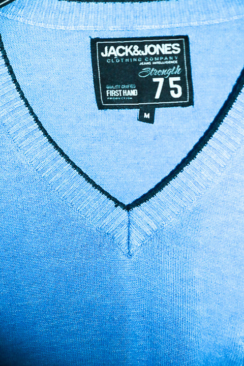 Vintage men Jack & jones Division blue V-neck sweatshirt in M|L26 W20|SKU 6669