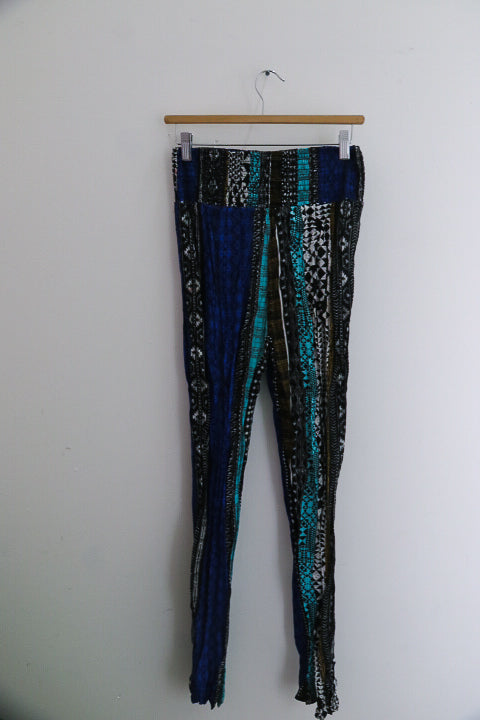 Vintage cherokee paisley print blue womens pant
