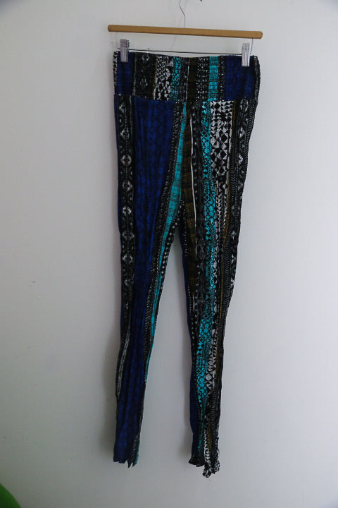Vintage cherokee paisley print blue womens pant