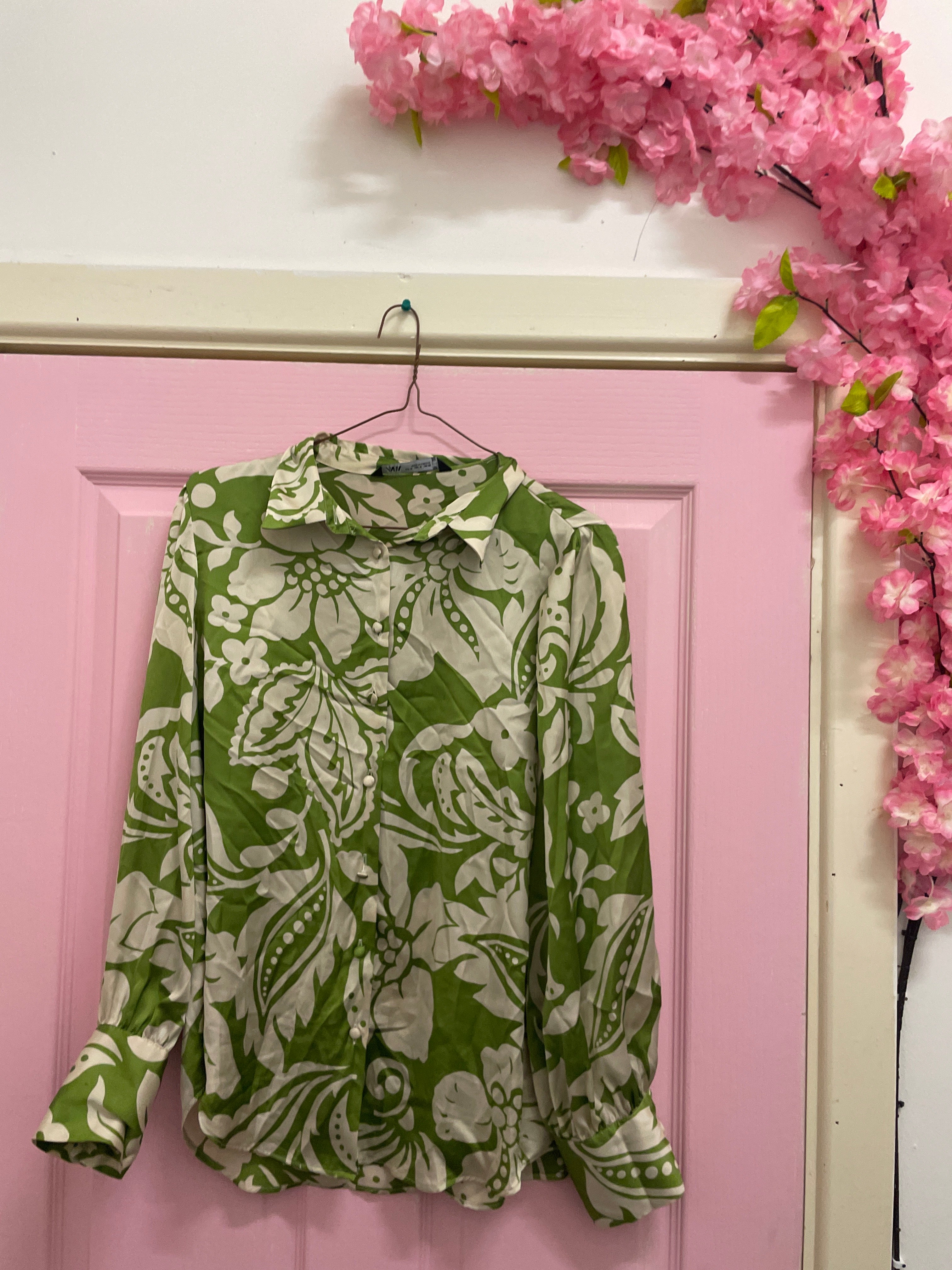 Rubynee Vintage y2k floral printed green Zara shirt