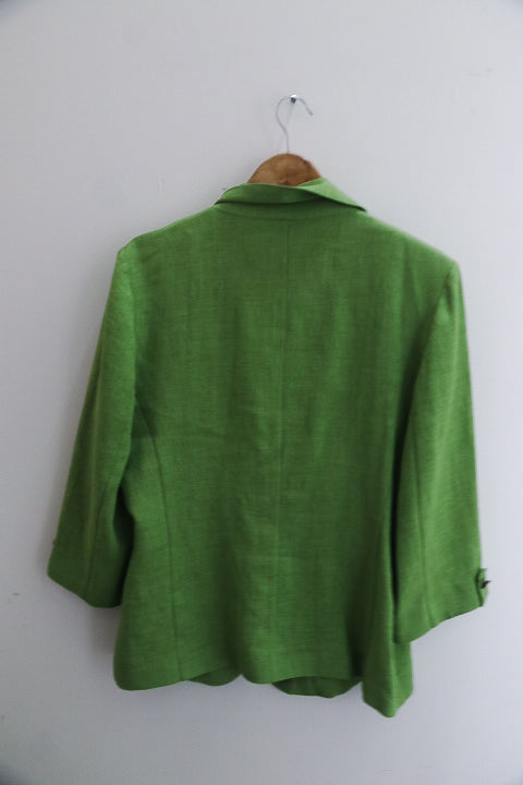 Vintage waisted green blazer in 100% linen