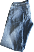 GAP | 1969 Girlfriend Jeans W 31 L 28 label says 26R  SKU 5292