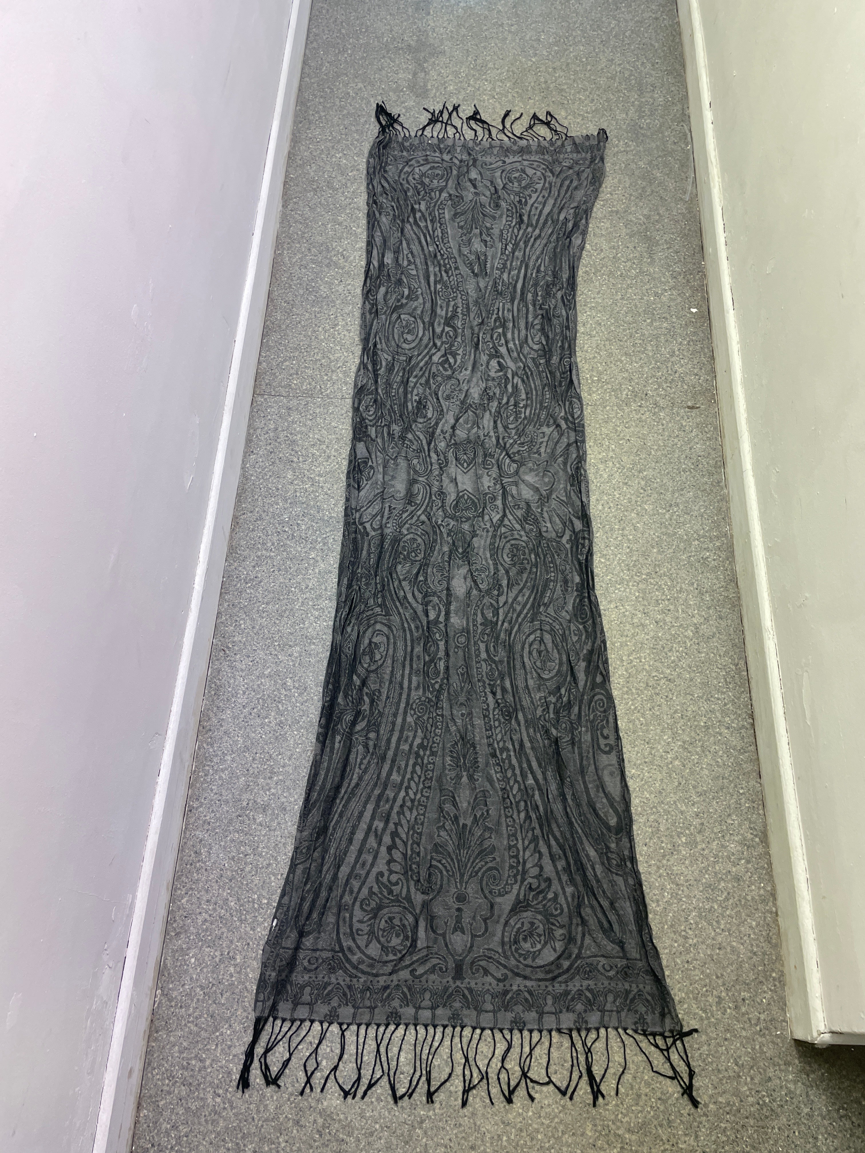 Rubynee Vintage y2k grey patterned women scarf