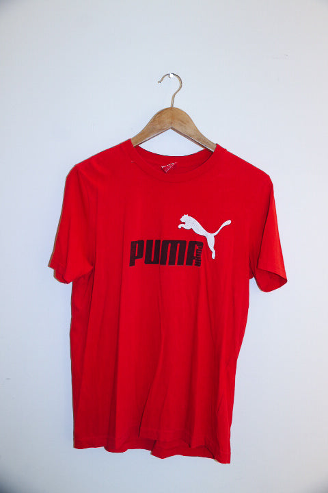 Vintage puma essential red mens small short tees