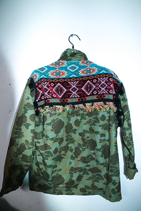 Vintage ZARA WOMAN outfitter green Camo Pom Pom zip jacket in M|L31 W23|SKU 6689