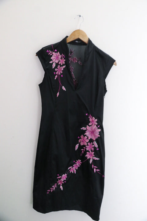 VINTAGE JANE NORMAN BLACK & PINK EMBROIDERED SATIN DRESS