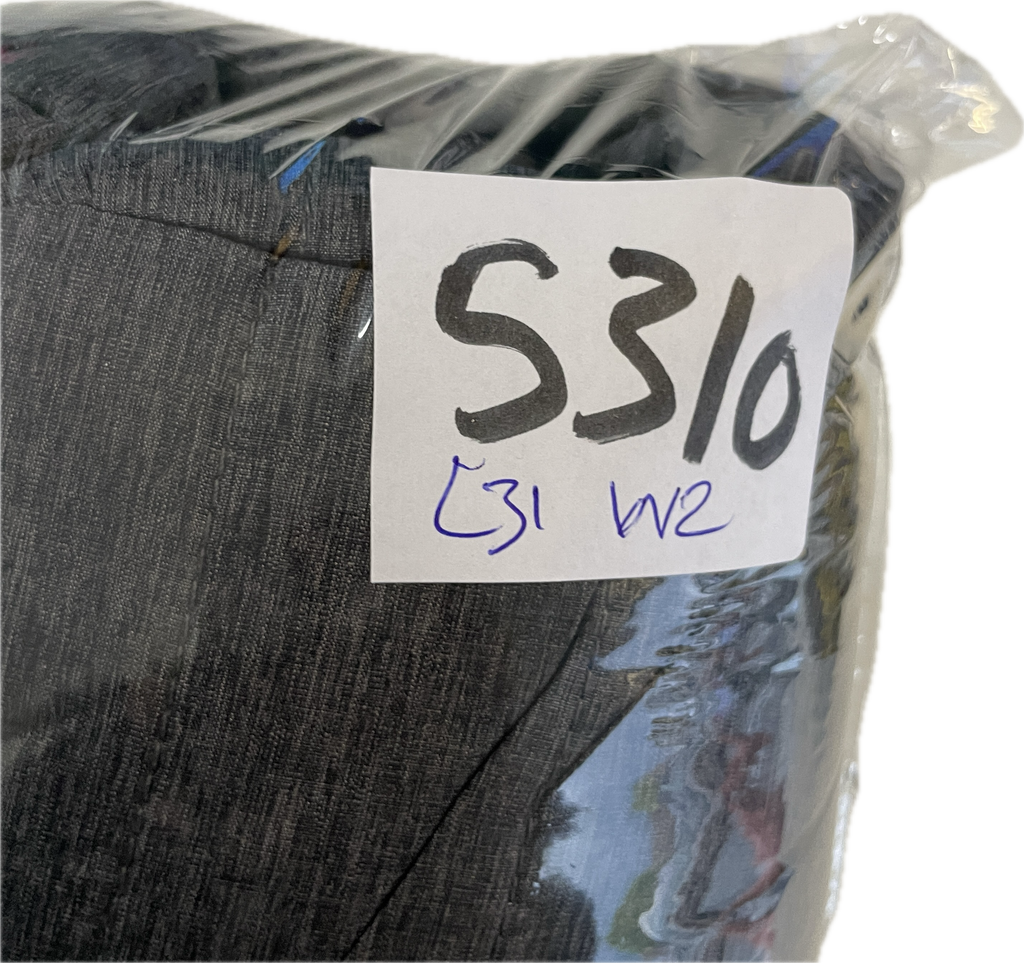 Quilted Grey Vest Coats Jackets   for Women L 31 W 21 SKU 5310