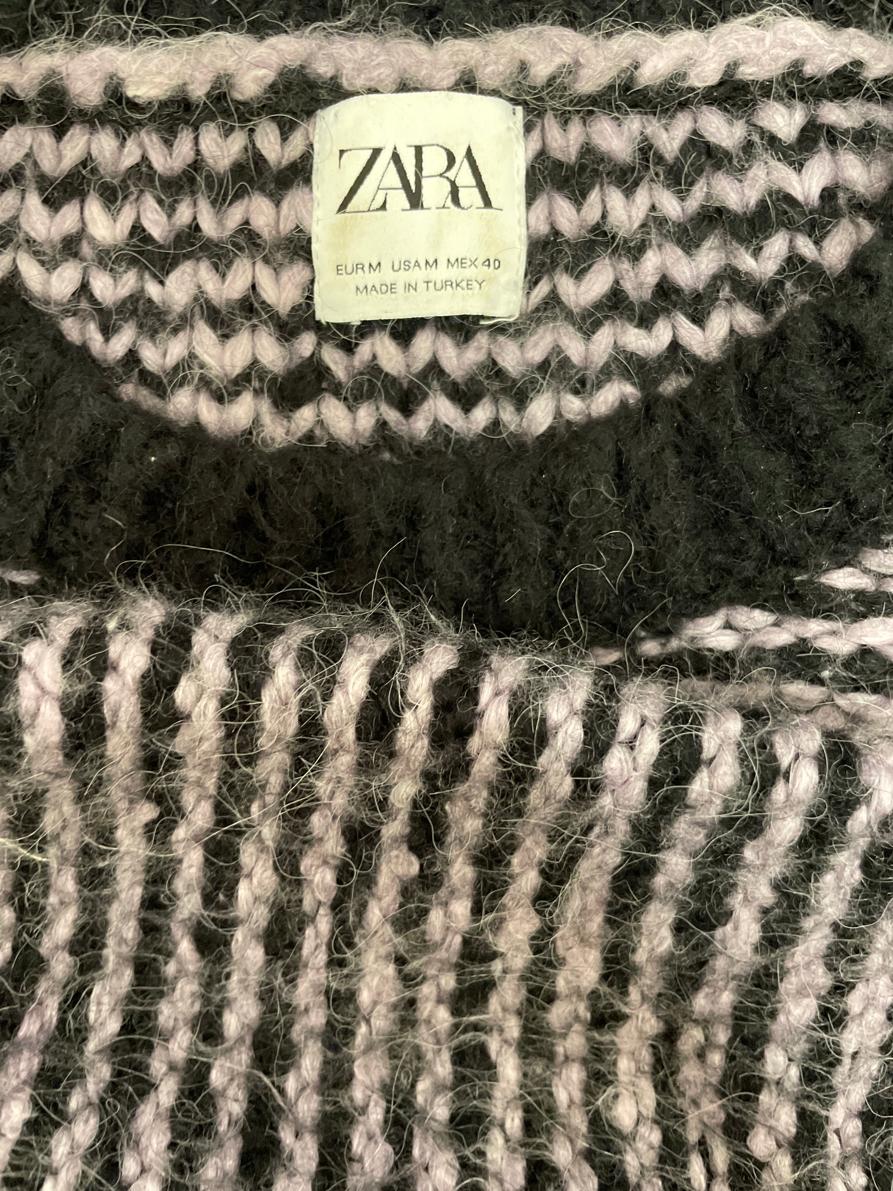 Rubynee Vintage y2k crew neck fluffy purple zara pull over sweater