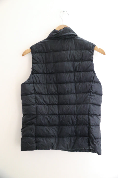 vintage Ultralight black puffer padded unisex sleeveless small jacket