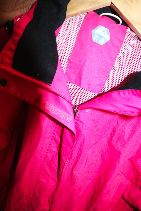 Vintage pink waterproof medium rain jacket hoodie