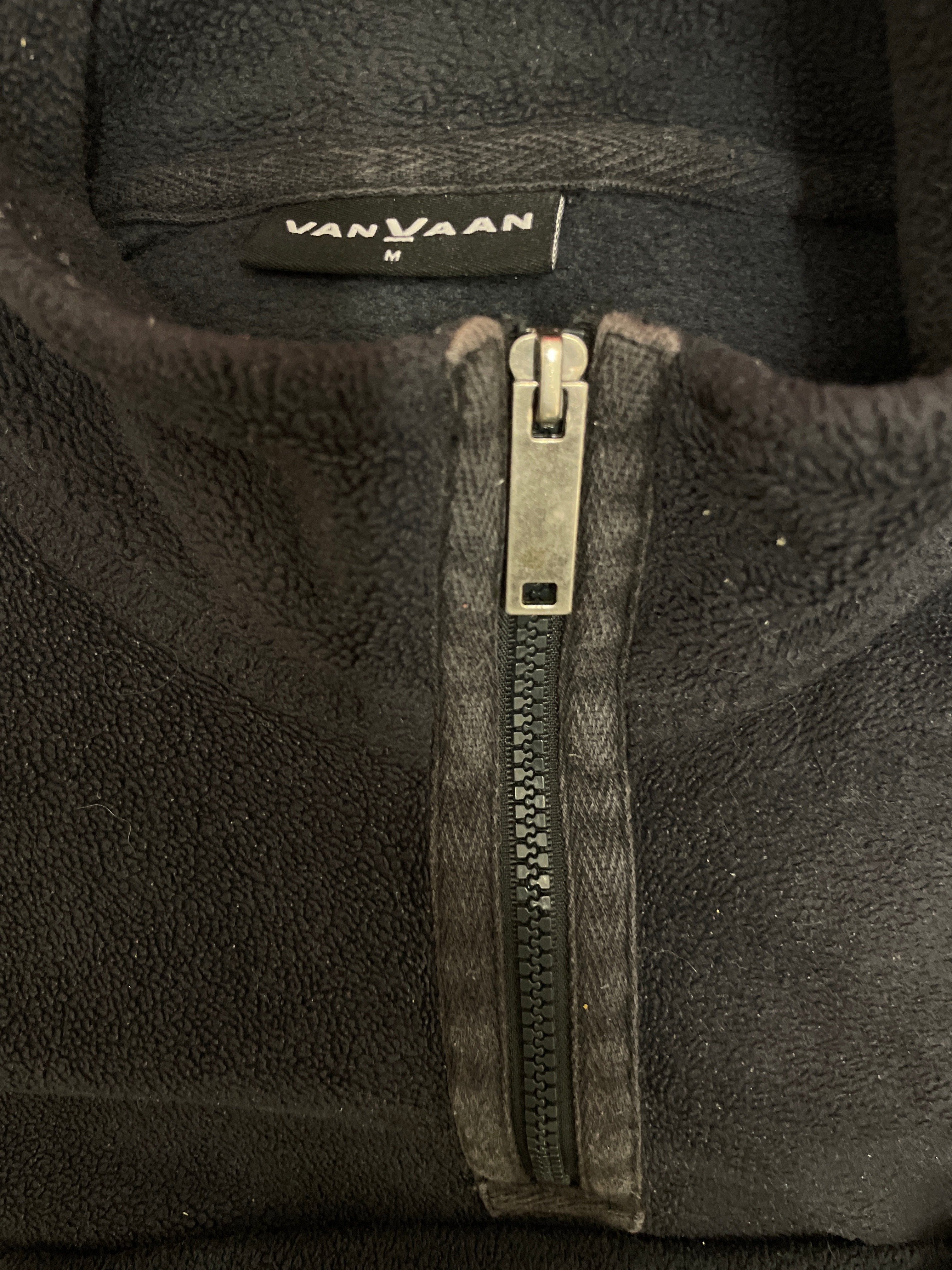 Rubynee Vintage y2k Vanvaan black 1/4 fleece zip sweatshirt size M