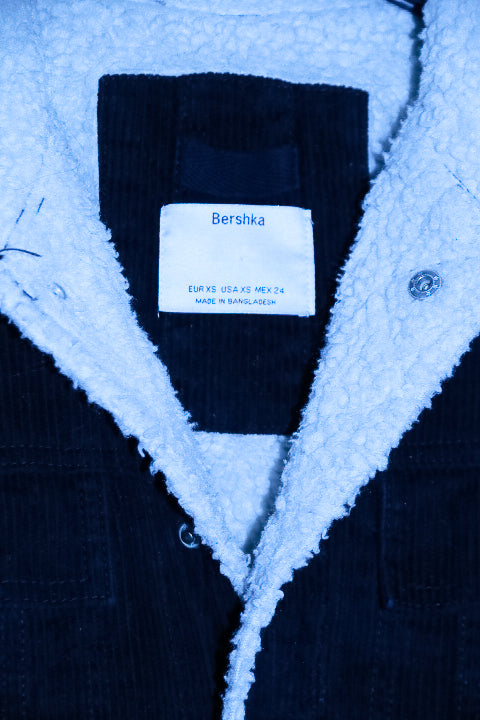 Vintage men Bershka black Corduroy button down jacket with faux inner XS|L27W20|SKU 6728