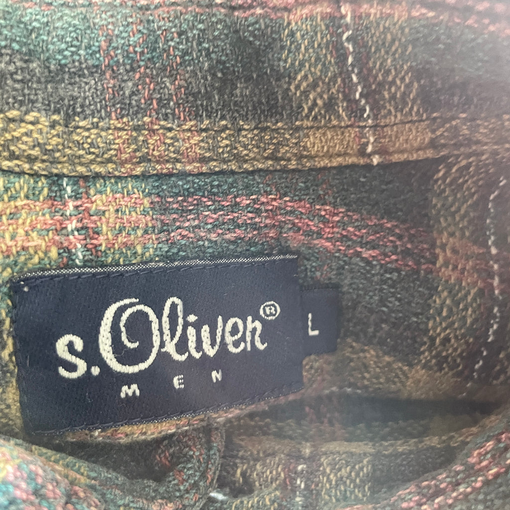 Vintage men's pattern S.oliver thick heavy shirt Labels say L fits like XL|L33W23|SKU 5339