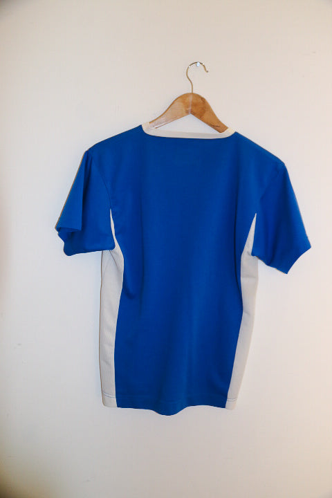 vintage puma blue and white mens V-neck Xsmall tees