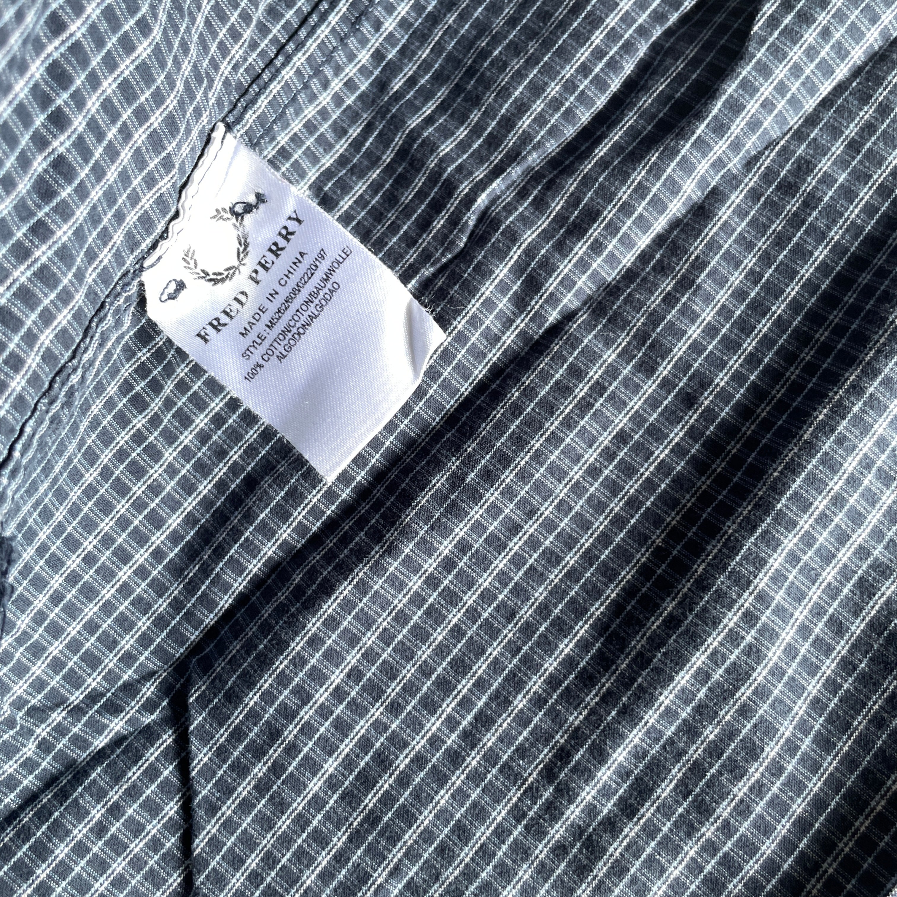 Vintage men's Fred Perry check Navy blue short sleeve shirt in XL| L33 W23| SKU 5341