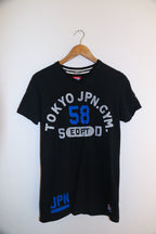 Vintage Tokyo Japan Gym 58 print mens small black tees