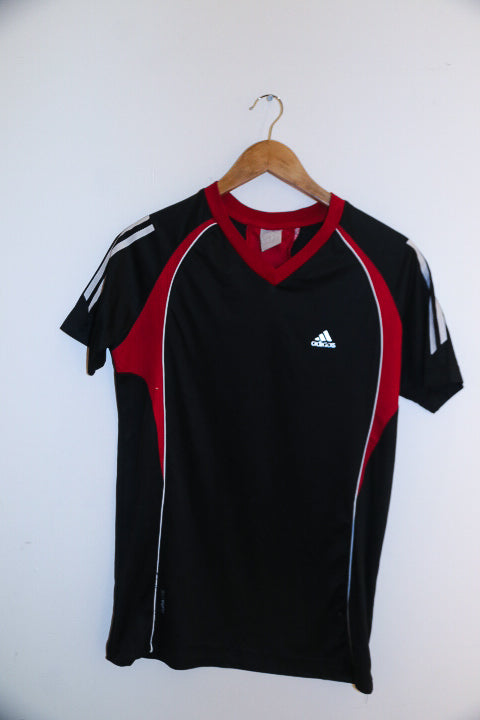 Vintage black medium adidas mens v-neck training tees