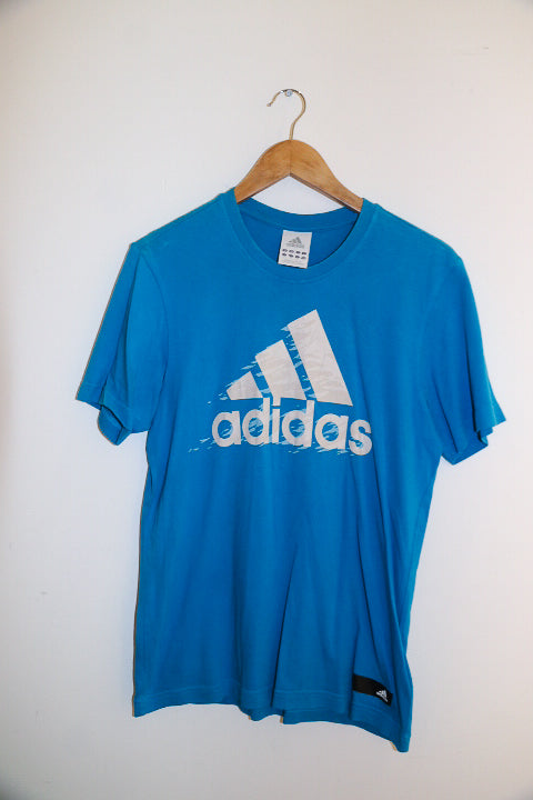 Vintage Adidas big logo print blue mens small T-shirt