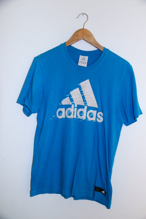 Vintage Adidas big logo print blue mens small T-shirt