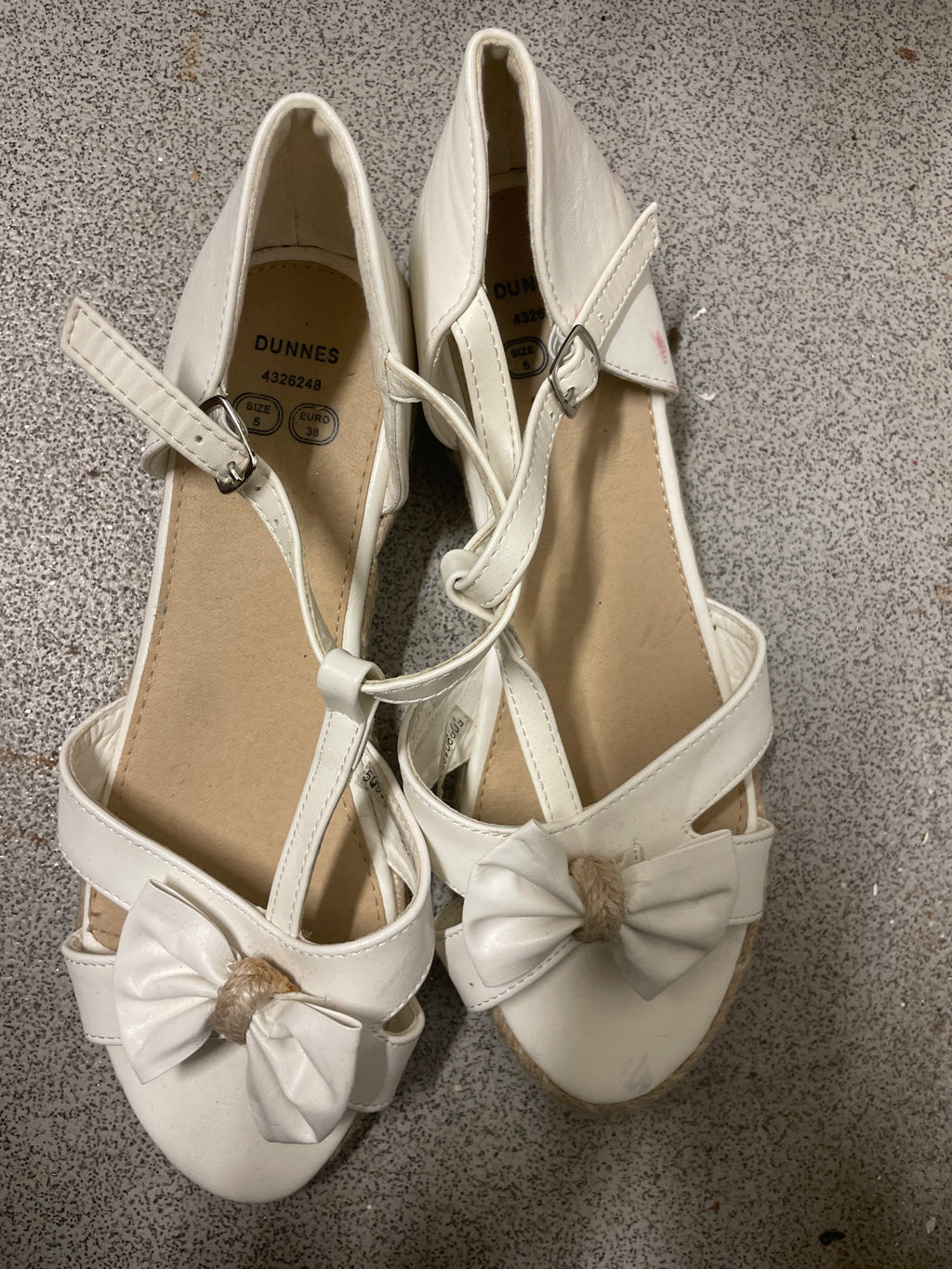 Rubynee Vintage y2k women Dunnes cream ankle strap bridal sandal