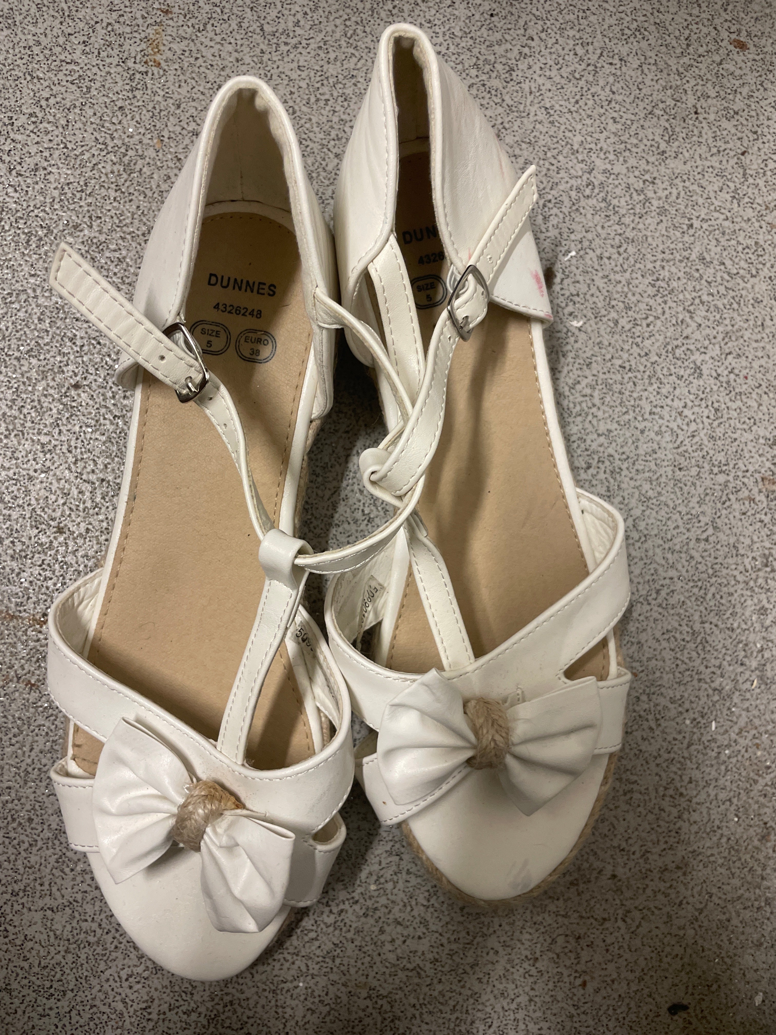 Rubynee Vintage y2k women Dunnes cream ankle strap bridal sandal