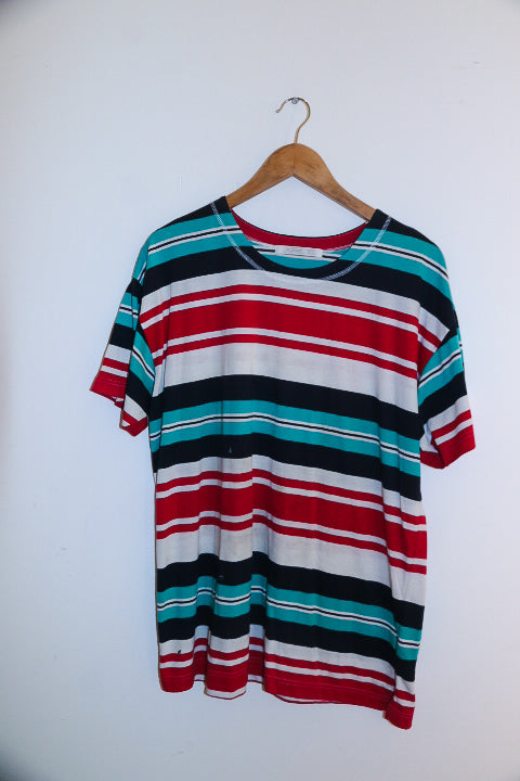 Vintage multi striped mens round neck medium tees