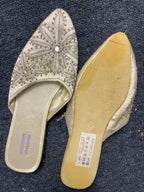 Rubynee Vintage y2k Benhams women flower embroidery silver flat slide