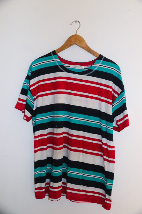 Vintage multi striped mens round neck medium tees