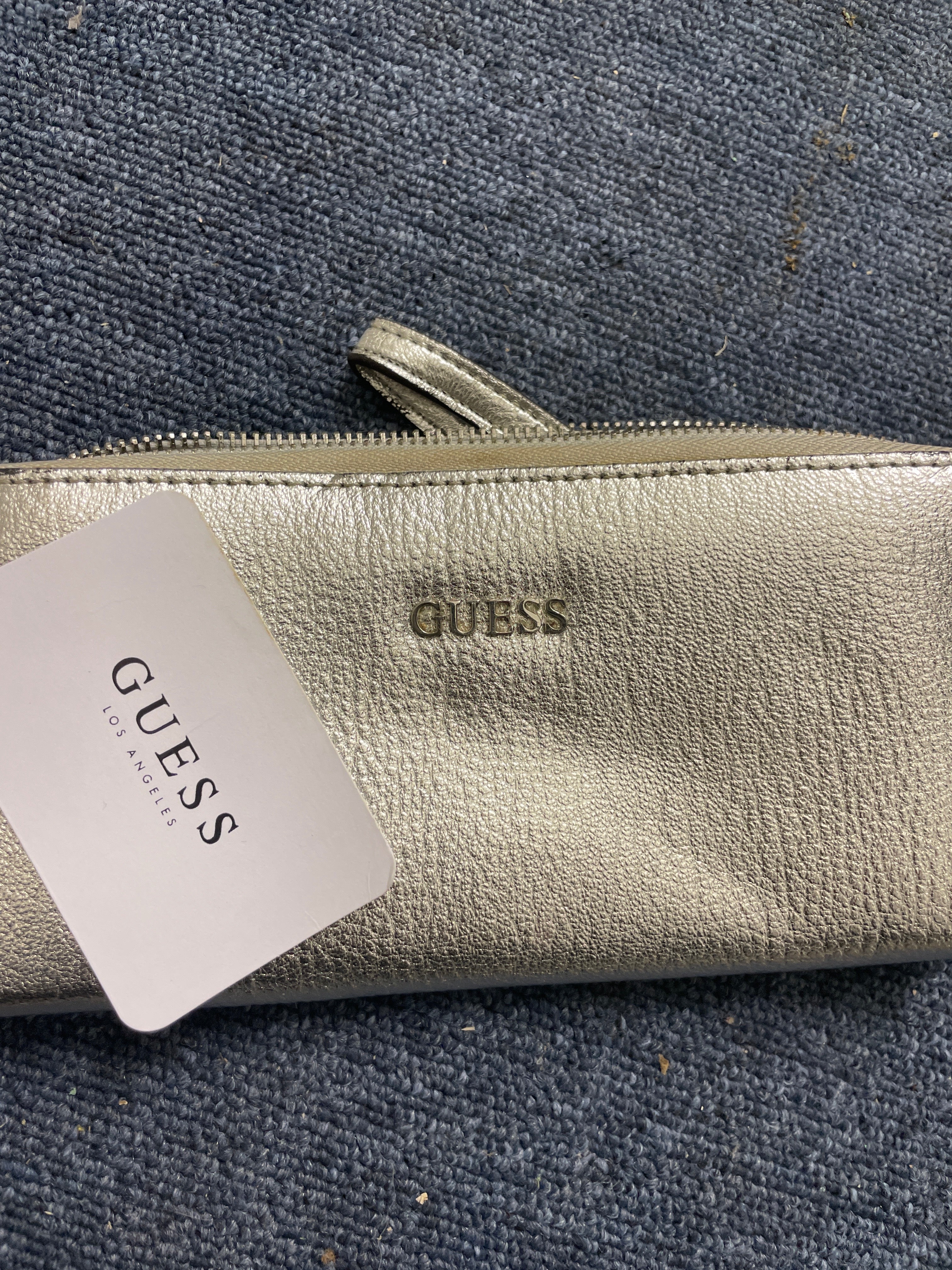  Rubynee Vintage y2k LARGE SILVER WOMEN'S WALLET GUESS