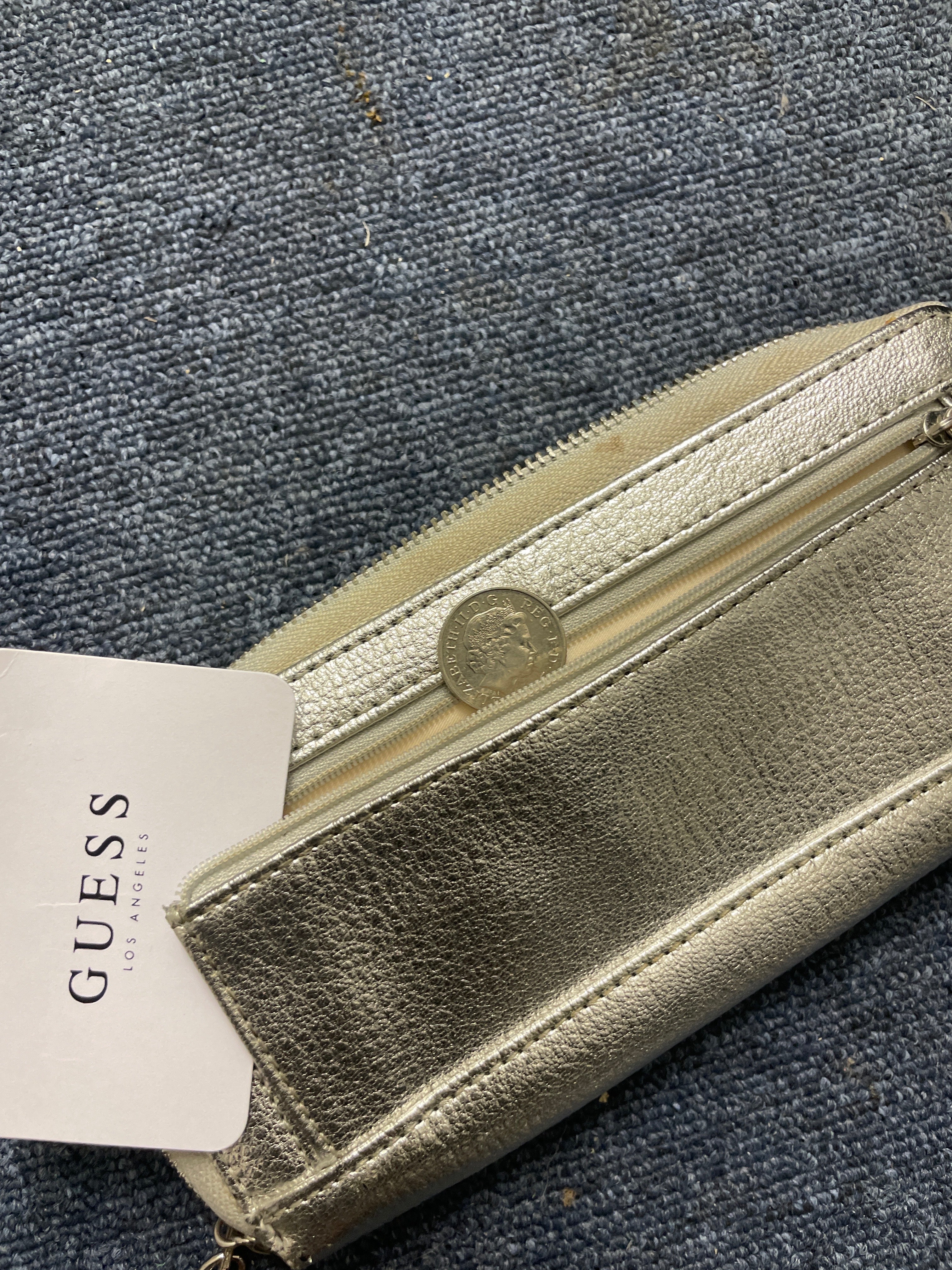  Rubynee Vintage y2k LARGE SILVER WOMEN'S WALLET GUESS